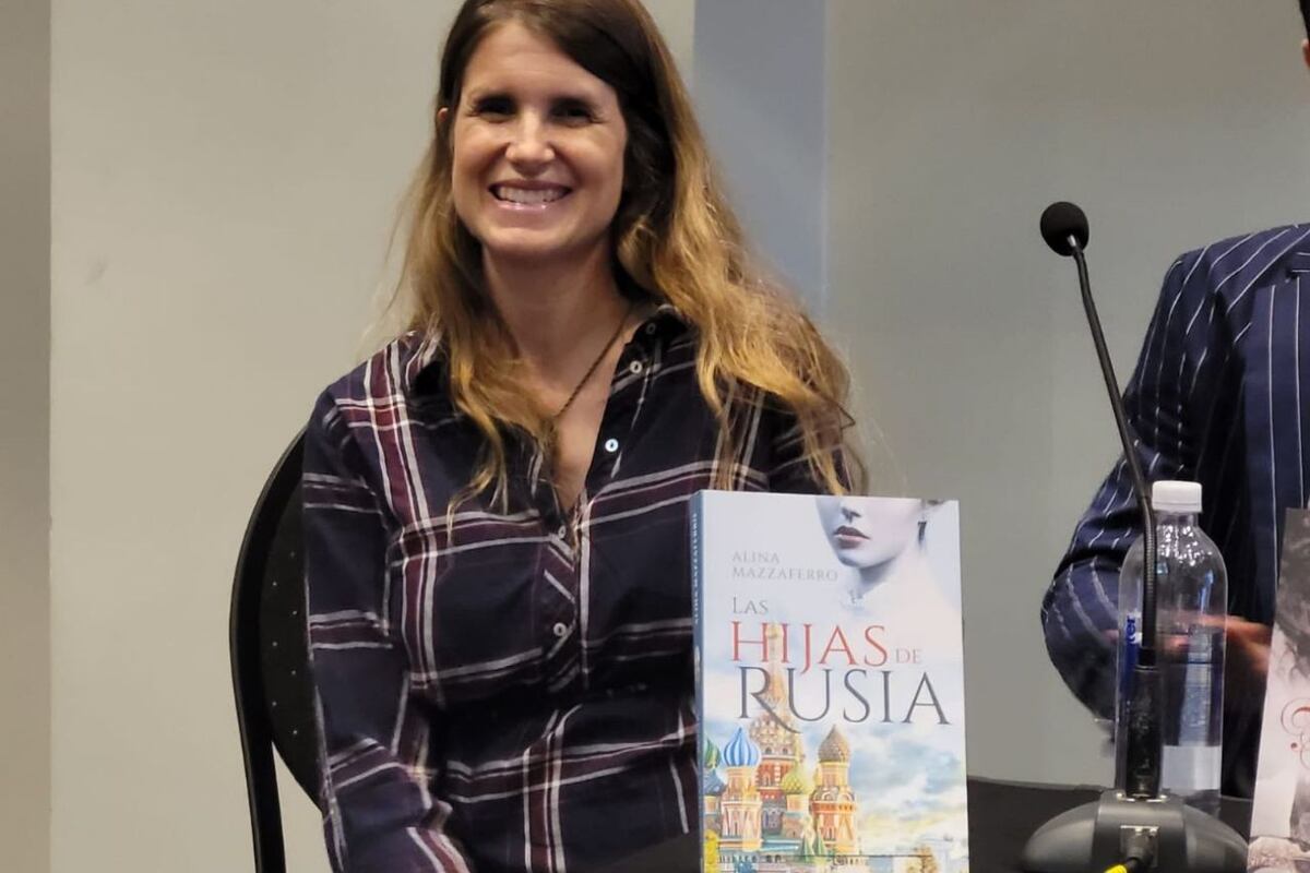 Alina Mazzaferro en la presentación de su libro en la Feria del Libro Buenos Aires. (Gentileza Alina Mazzaferro)