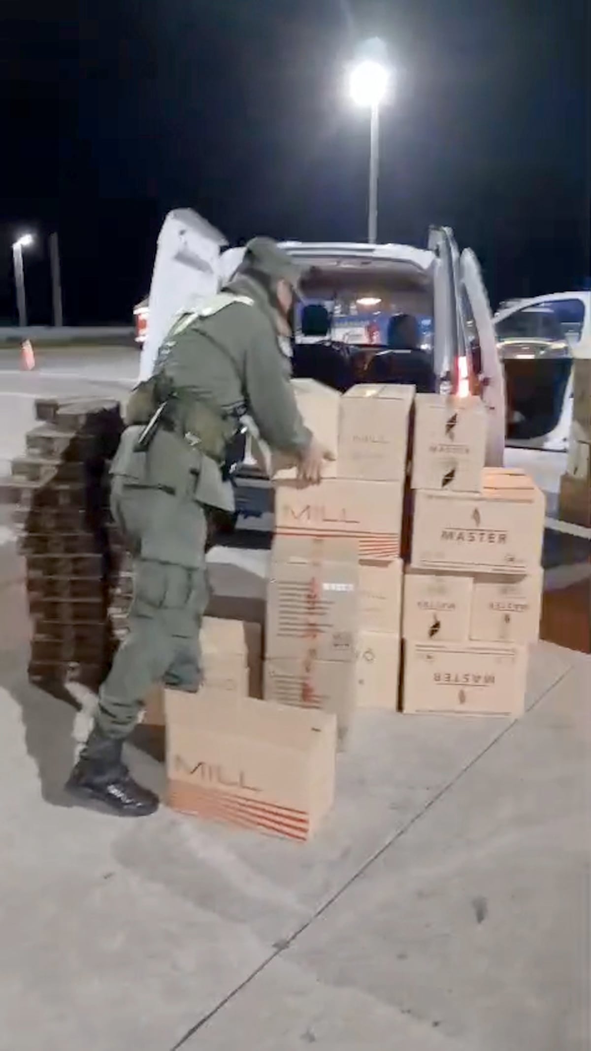 Operativo con secuestro de cigarrillos. (Gendarmería)
