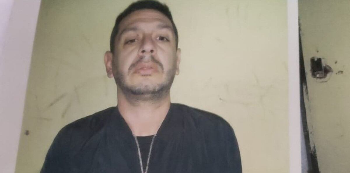 Delincuentes interceptaron una ambulancia del Servicio Penitenciario Bonaerense y liberaron a los tiros a un preso.