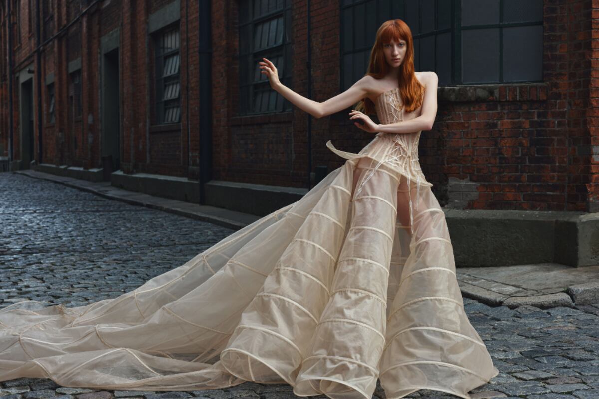 Imán Kaumann con diseño de Gustavo Pucheta y Fabián Paz. Foto: E!