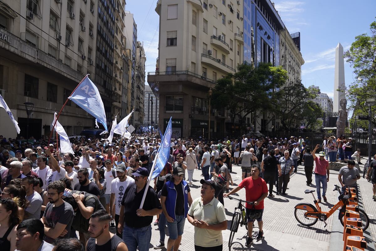 Los gremios marcharon esta semana en reclamo a las reformas de Milei.