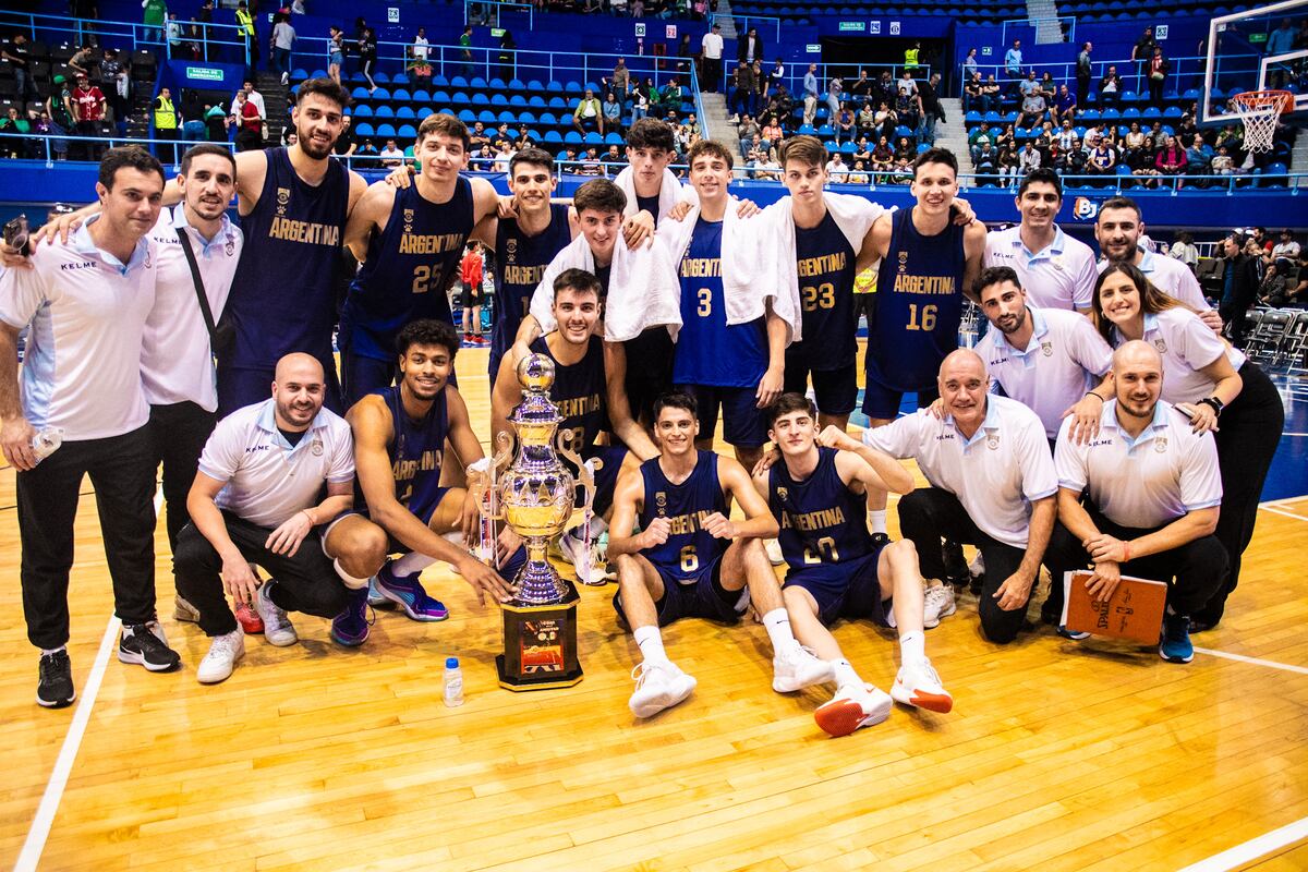 La selección argentina de jóvenes talentos terminó la gira por México. (Prensa CAB)