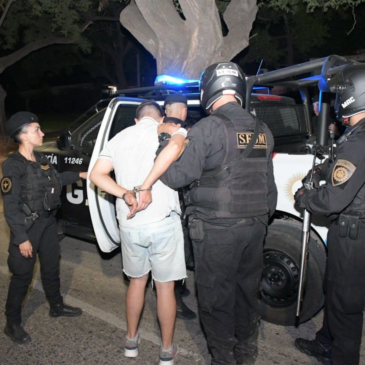 Megaoperativo. La Policía detuvo a tres sujetos e incautó casi mil dosis de cocaína. (Policía de Córdoba)