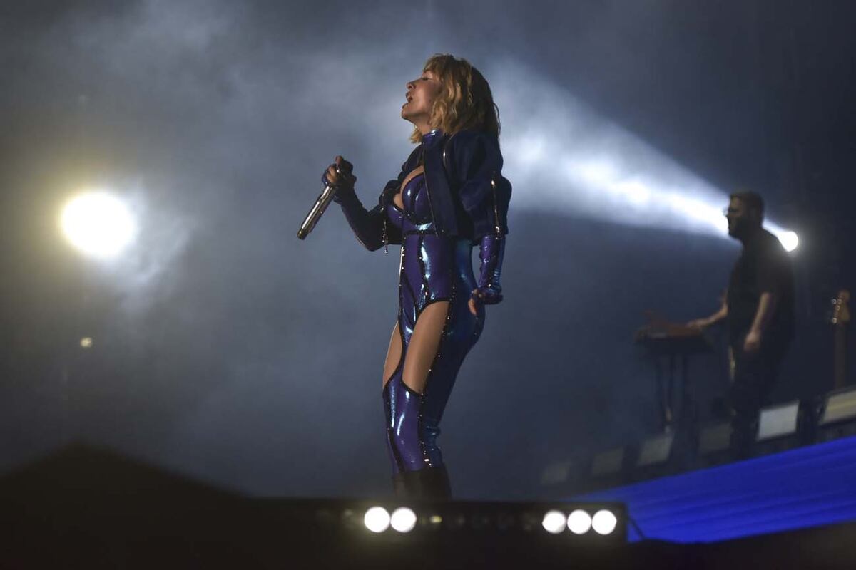 María Becerra en el estadio Kempes (Facundo Luque / La Voz)