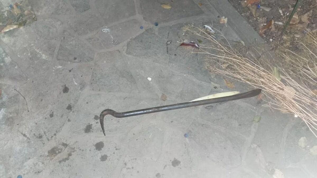 La barreta que llevaba el delincuente. (Policía bonaerense)