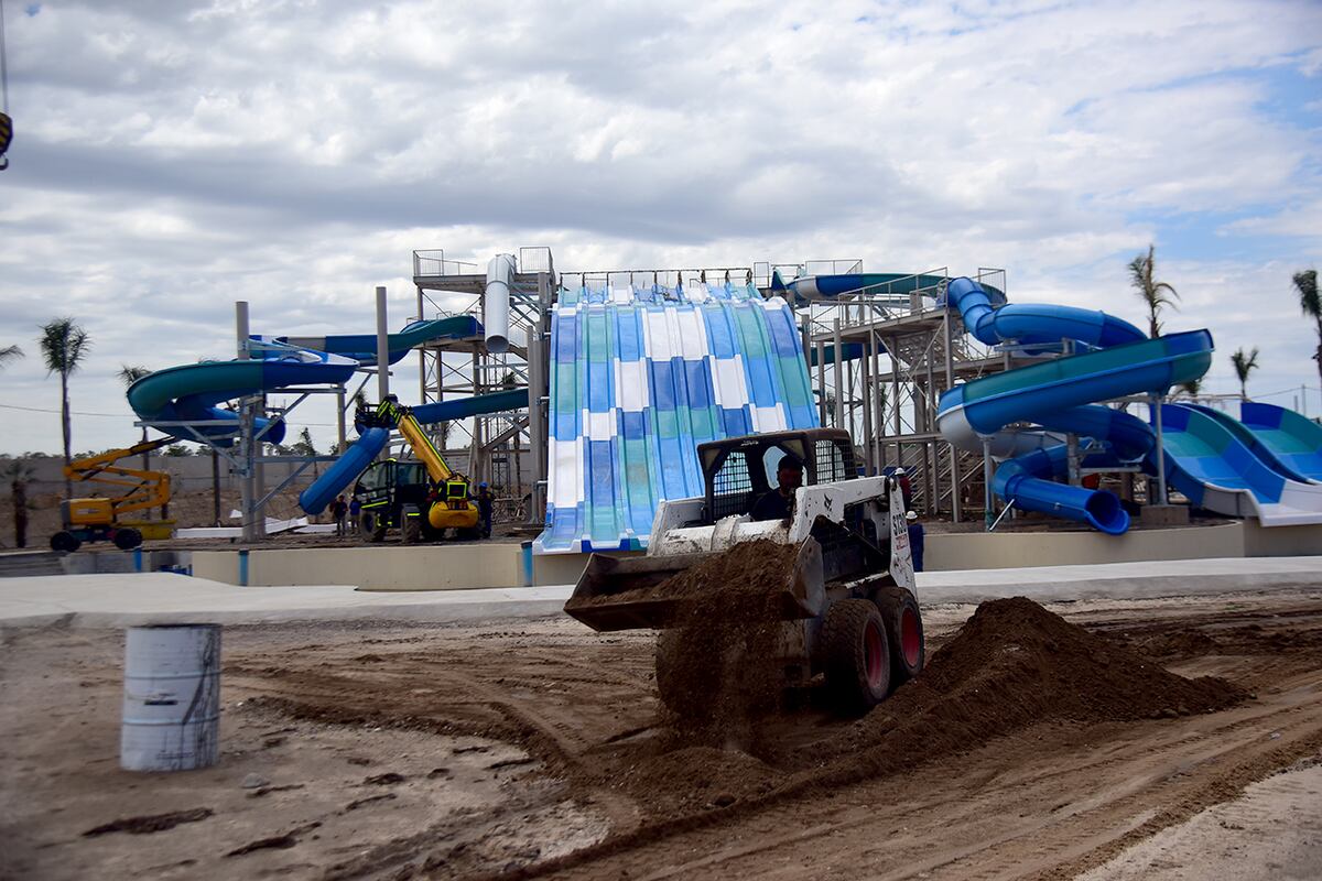 Recorrido por avances de obra del proyecto Infinito Water Park, de Infinito Open. (Pedro Castillo / La Voz)
