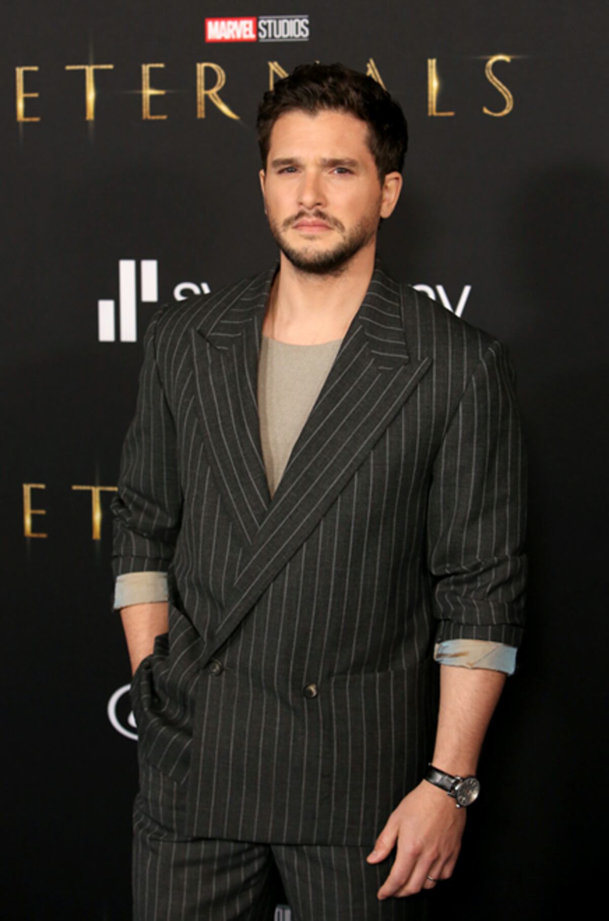 Kit Harrington en la alfombra roja de "Eternals". (Foto: Marvel)