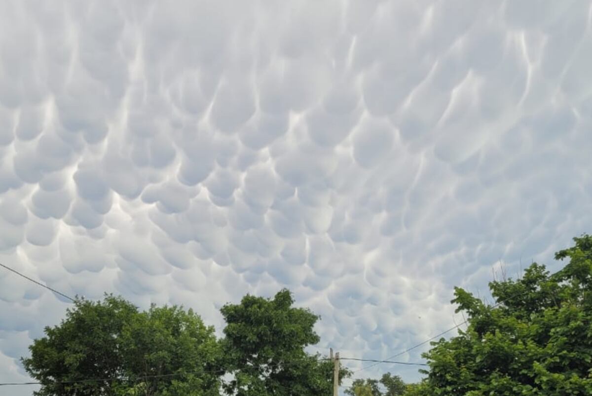 Nubes que se vieron sobre la ciudad de Córdoba este sábado. (Foto / La Voz)
