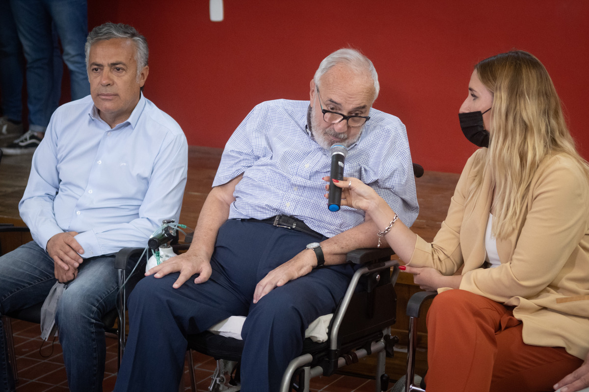 La UCR presentó “Buena Muerte”, el proyecto de Ley de eutanasia que llevará al Congreso
Los diputados Alfredo Cornejo y Jimena Latorre encabezaron una conferencia de prensa junto al doctor Daniel Ostropolsky.