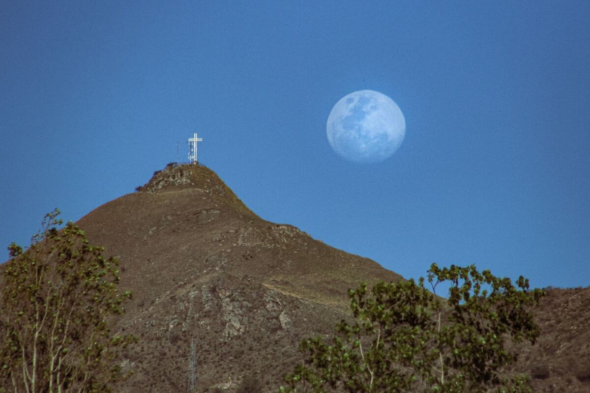Un paseo y una leyenda para recorrer la historia de Cosquín