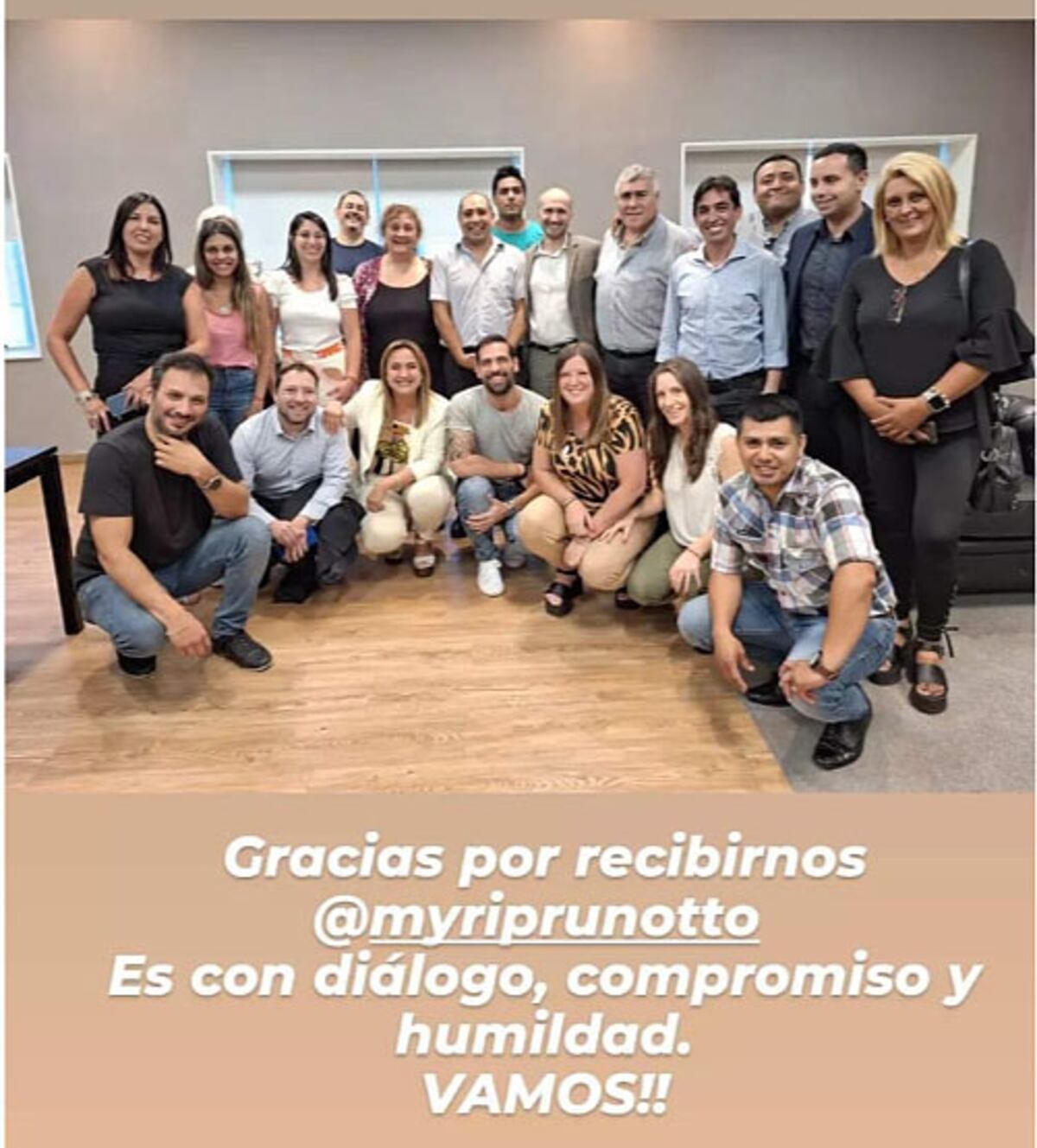 Seccional Novena de Córdoba capital: el dirigente radical Gonzalo Salvetti con la vicegobernadora Myrian Prunotto. (La Voz)