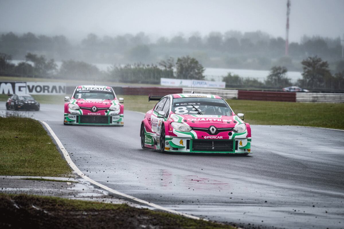 Aldrighetti aventajó a Pernía en la pista, pero el puntero del campeonato fue sancionado y no integró el podio. (Prensa TC2000)