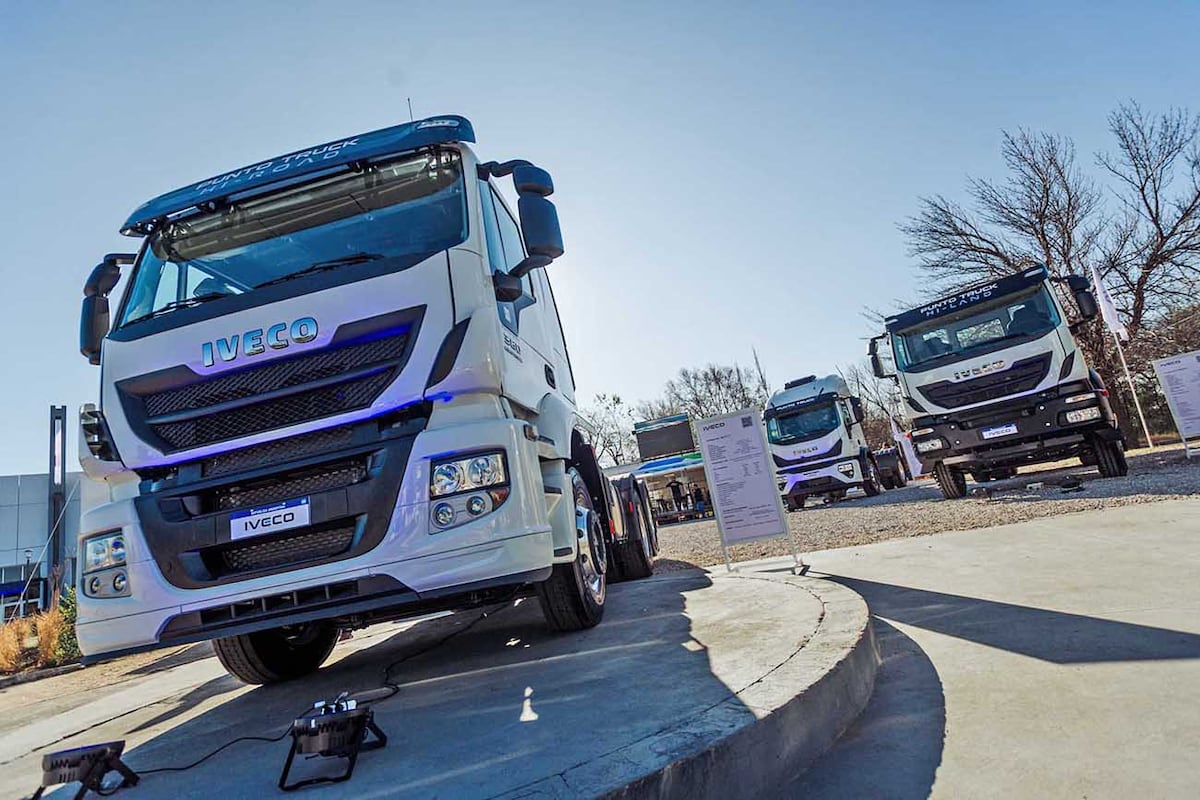 Está impulsado por el motor de 13 litros, disponible en dos niveles de potencia: 480 CV y 2.450 Nm o 540 CV y 2.550 Nm.