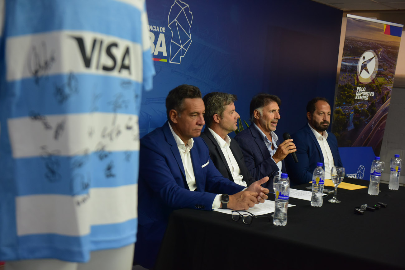Presentación del partido entre Los Pumas y el seleccionado de Escocia, que será en Julio en Córdoba. (Nicolás Bravo / La Voz)