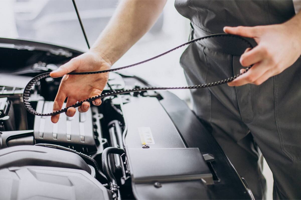 El cambio de correa depende del modelo del auto, el tipo de motor, el uso que se le da y las condiciones climáticas. (Freepik)