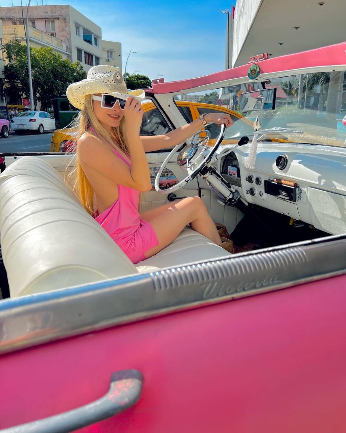 La Agrobarbie cordobesa en Cuba. (@florarroyook)