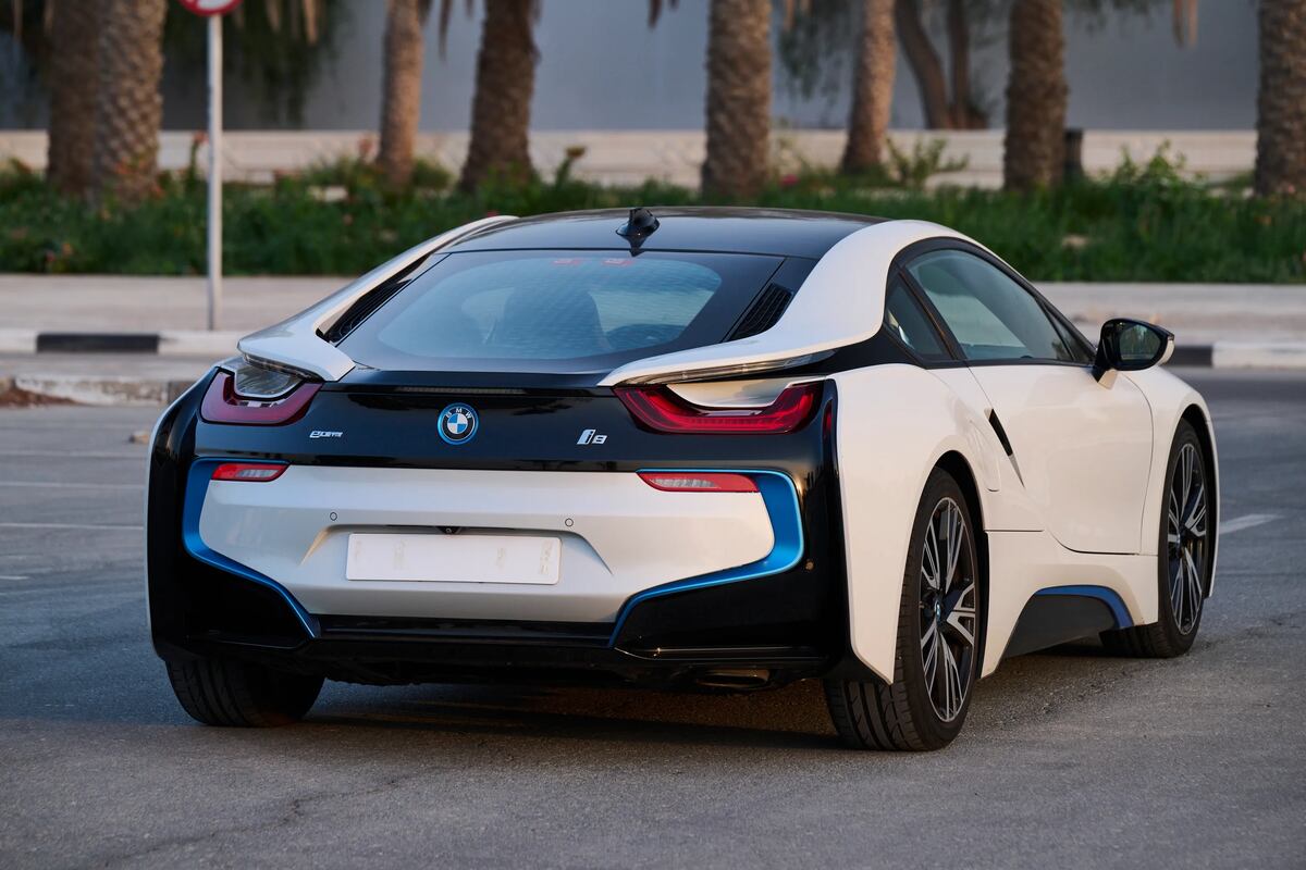 El BMW i8 que perteneció a Diego Armando Maradona y que se está subastando. (SBX Cars)