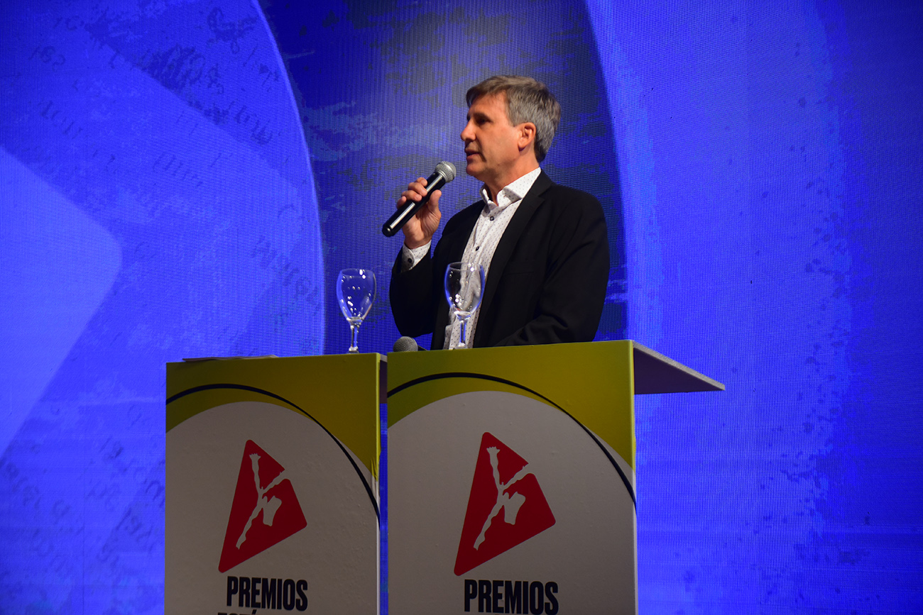Entrega de los Premios Estímulo 2025 que entrega La Voz del Interiro en el Auditorio. (José Gabriel Hernández / La Voz)