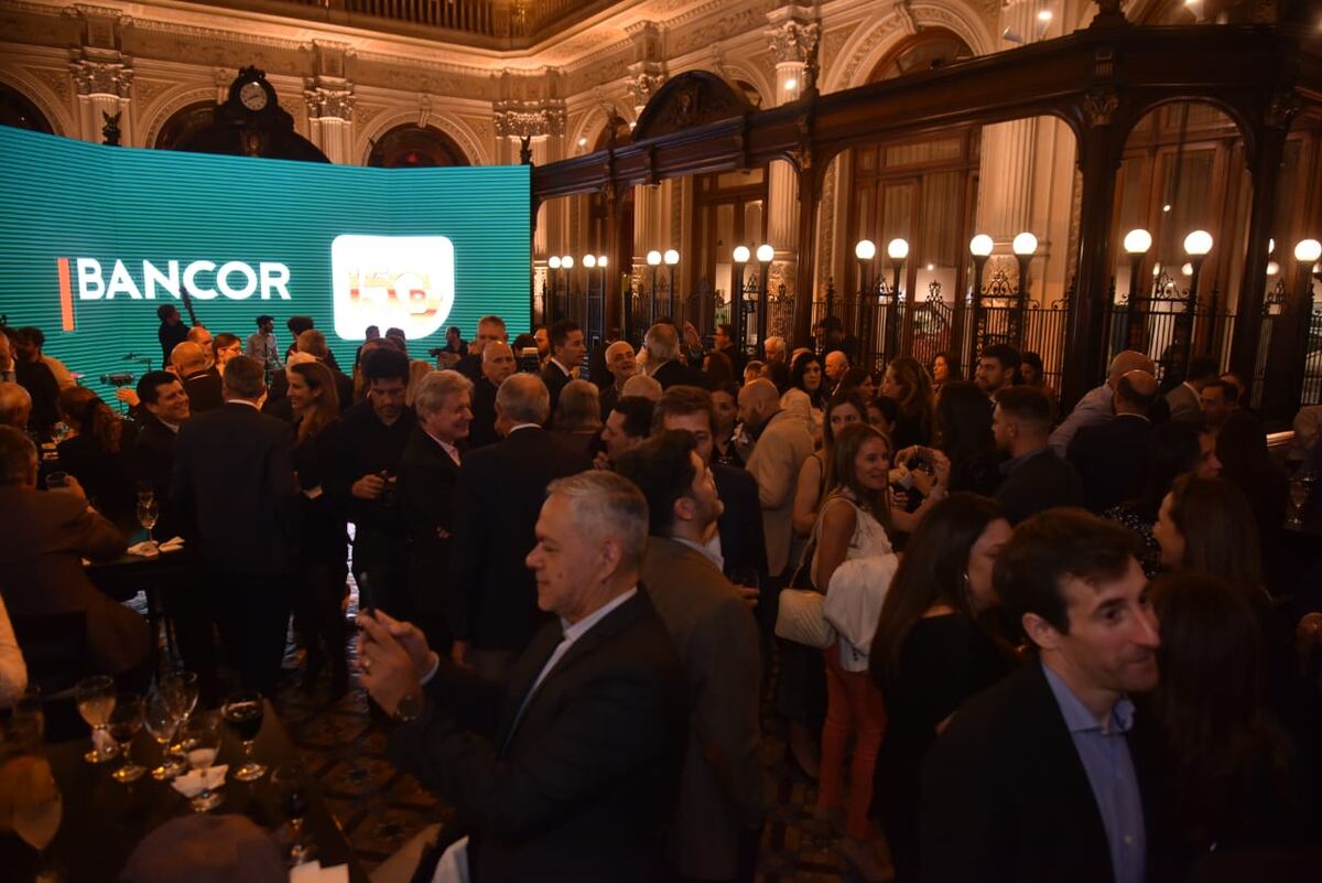 Evento y brindis por los 150 años del Banco de Córdoba. (Facundo Luque / La Voz)