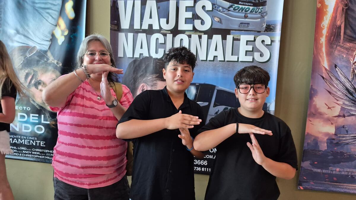Socias y socios de Talleres accedieron a una experiencia única con Club La Voz. Asistieron a la función de Zootopia 2 en los Cines Dino de Ruta 20. (La Voz)
