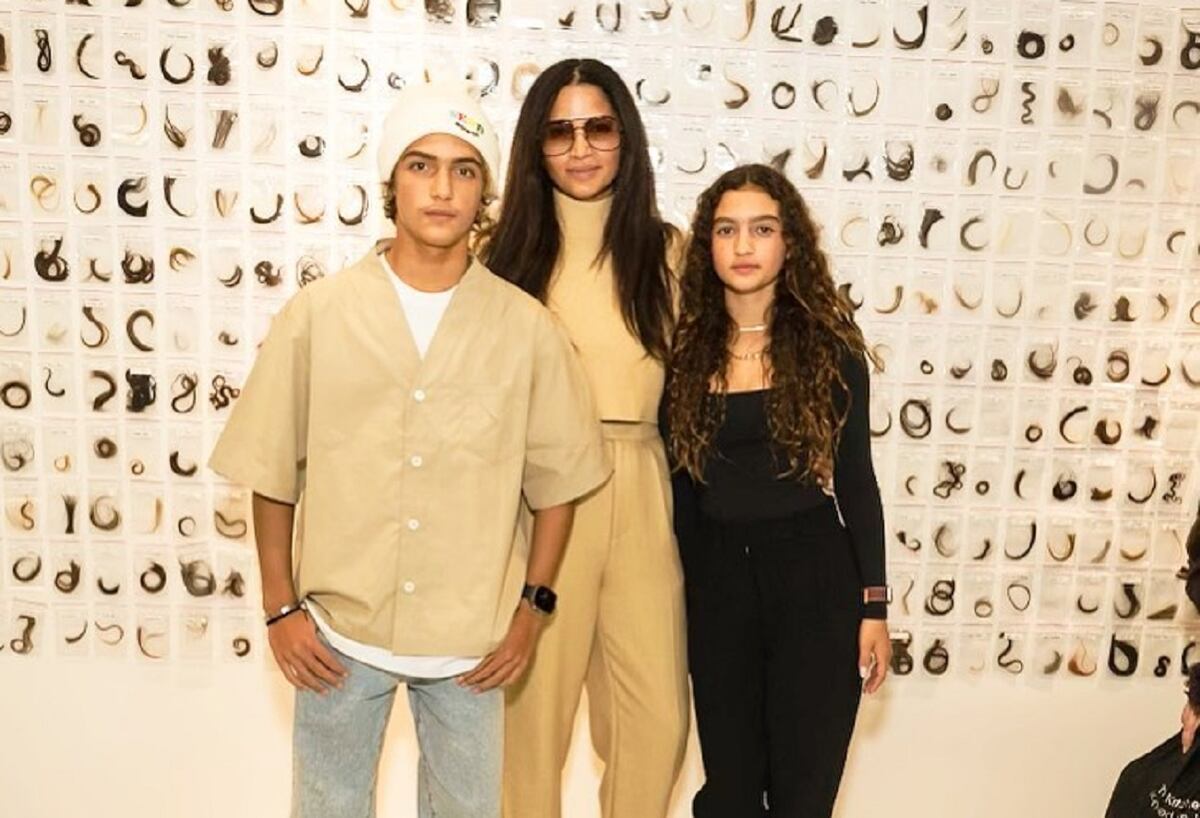 Camila con Levi y Vida. (Instagram Camila Alves)