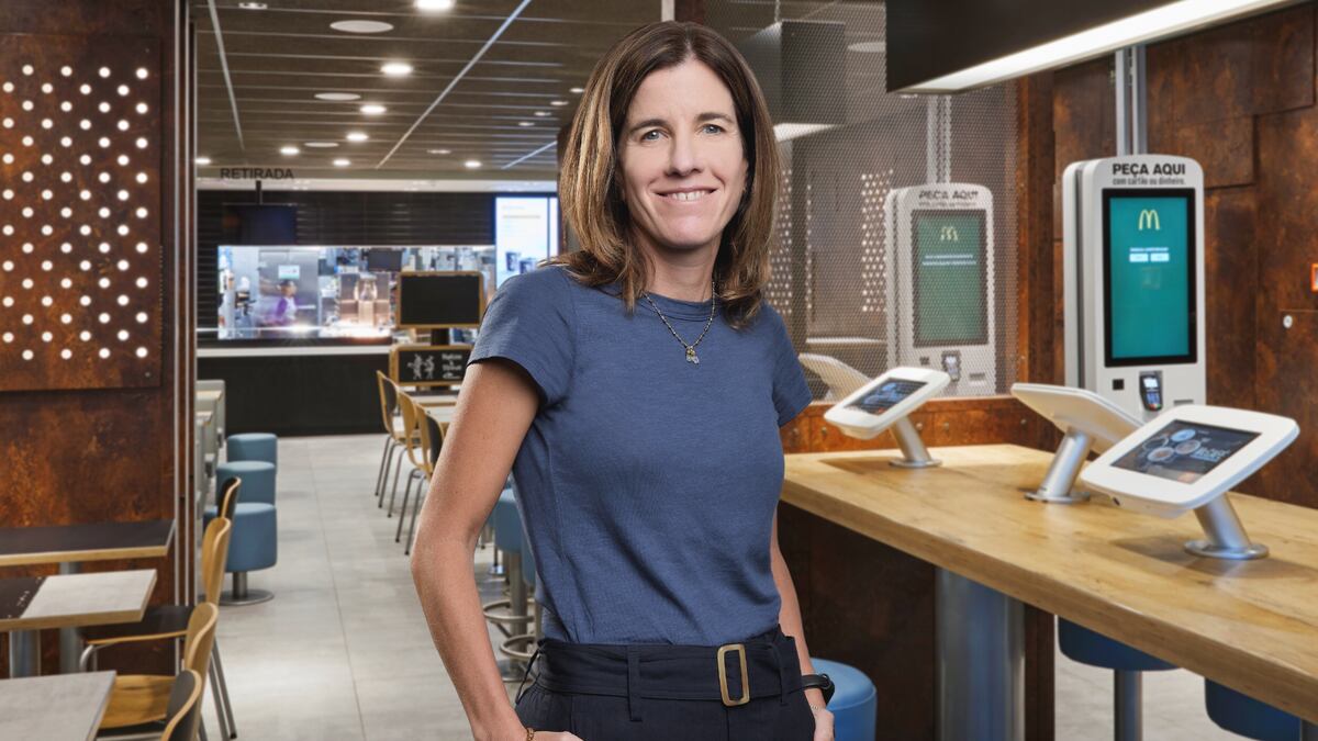 PERSONALIZACIÓN. Es una de las estrategias clave en las que McDonald´s usa la tecnología: la meta es identificar a cada cliente y conocerlo para ofrecerle una experiencia a medida. Así crecen las ventas. 