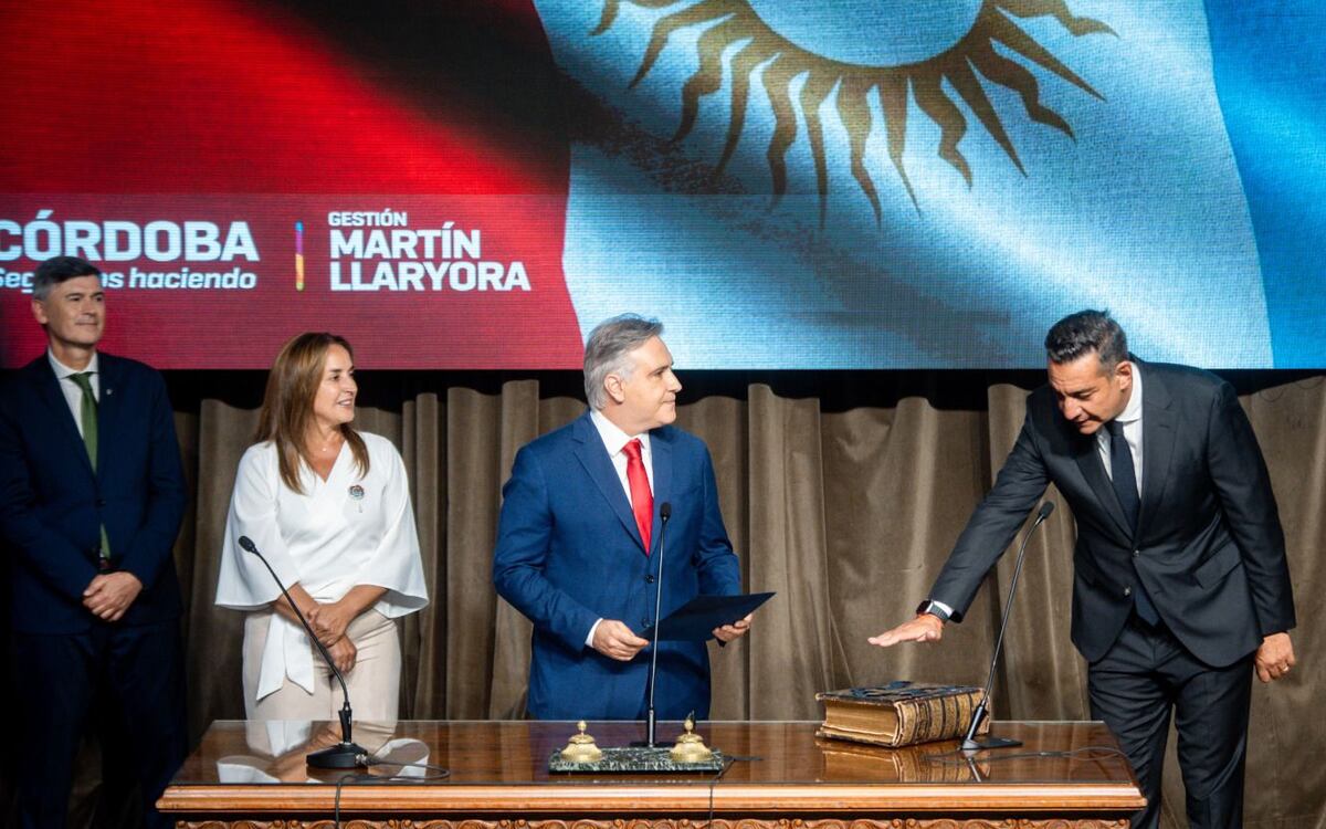 Miguel Siciliano juró como ministro (Prensa Gobierno de Córdoba).