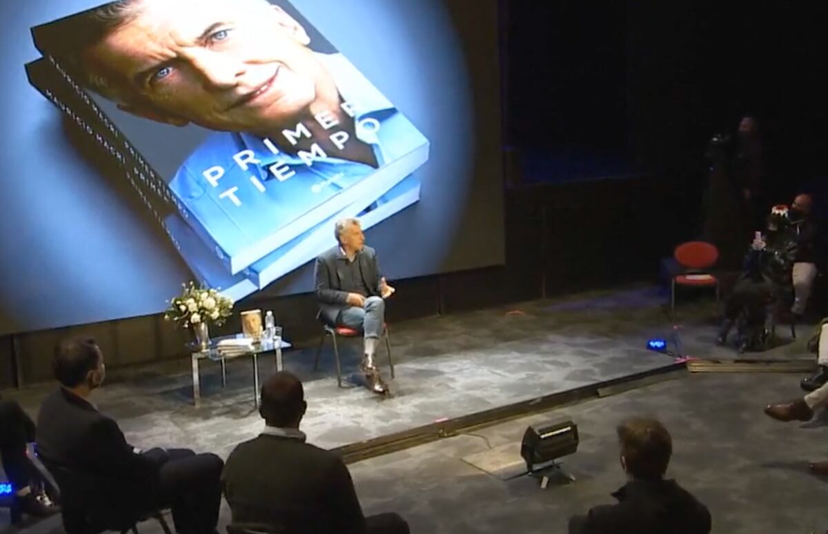 El ex presidente Mauricio Macri está en Mendoza para presentar su libro.