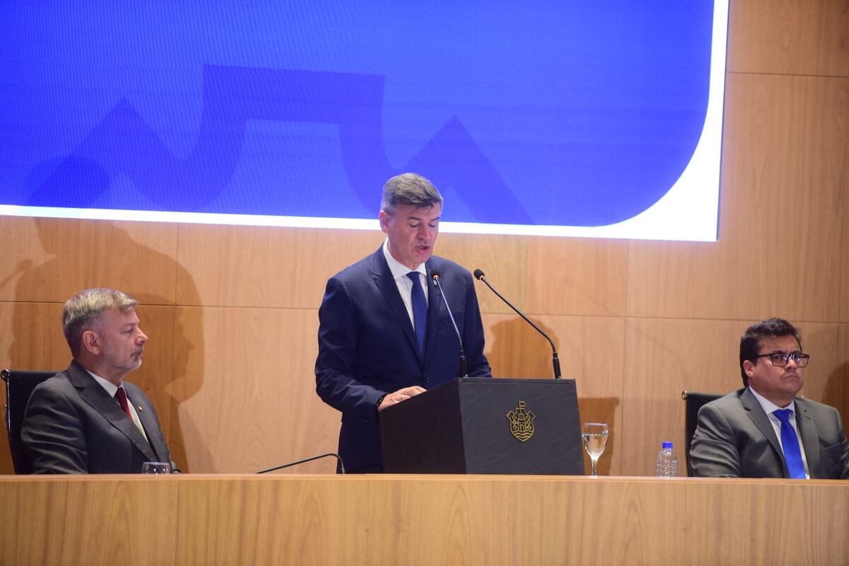 Apertura de sesiones del Concejo Deliberante de Córdoba (José Gabriel Hernández).