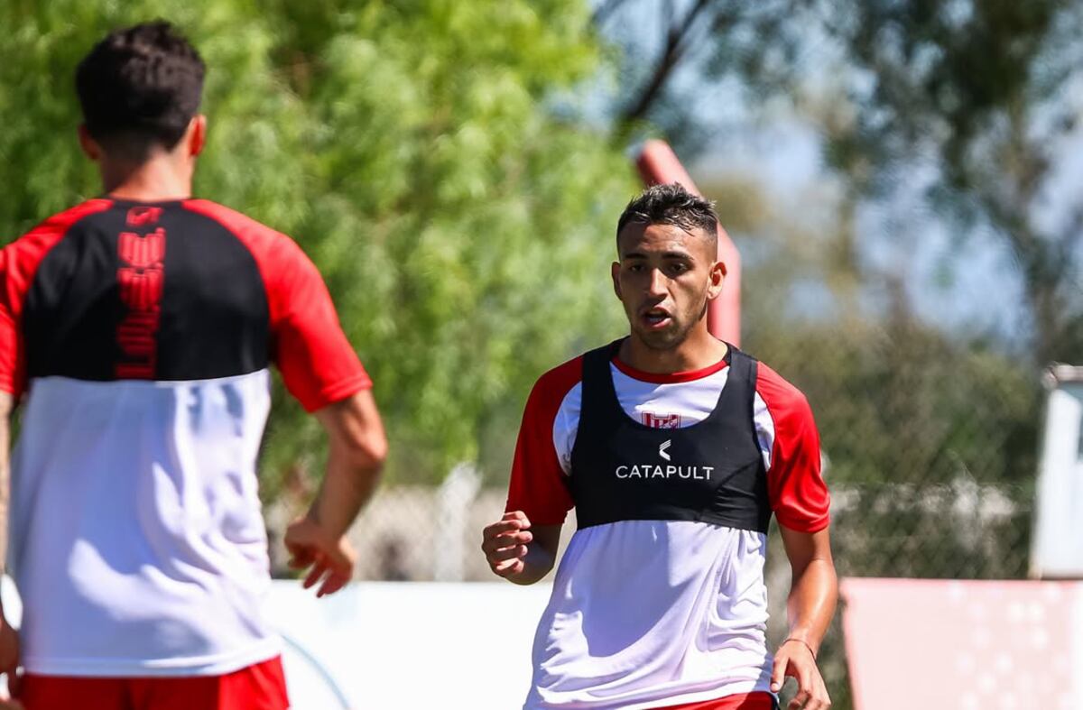 El delantero Matías Godoy se va de Instituto. (IACC).