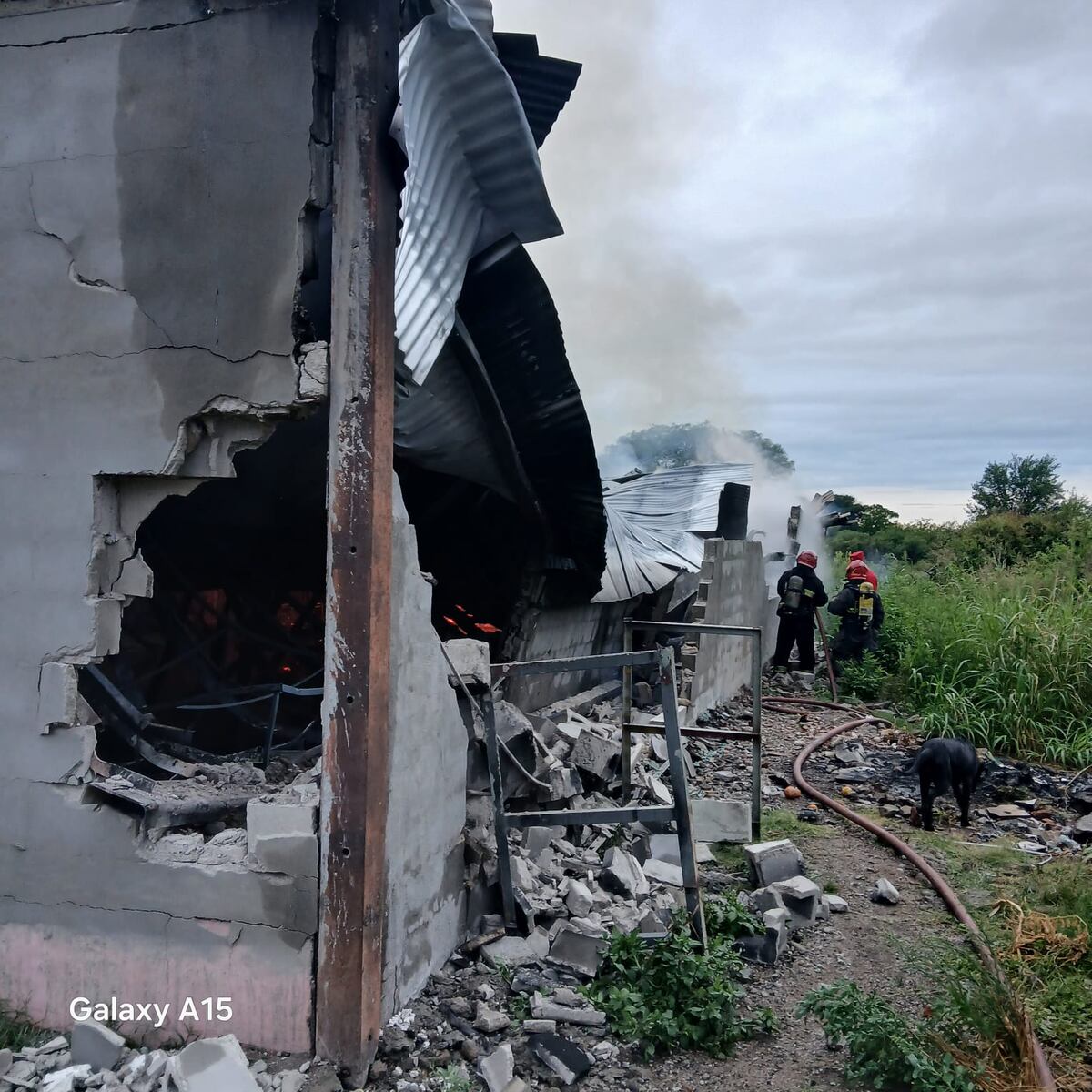 Producto de las llamas, parte de la estructura colapsó. (Policía de Córdoba)