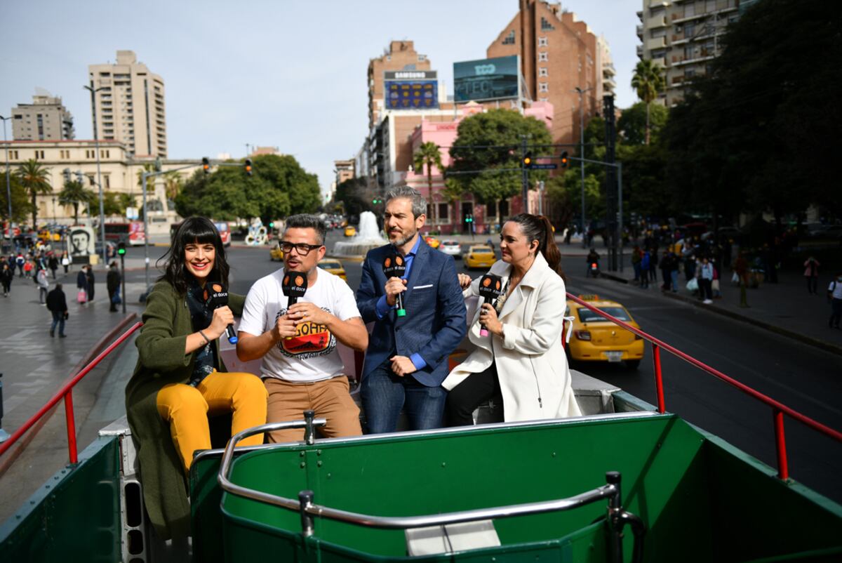 Seguimos en el Doce cumple un año y lo festejó con una fiesta en el Buen Pastor con Los Caligaris. Federico Tolchinsky, Alejandra Bellini, Manuel Sanchez, Flor Ferrero.
14 junio 2022 (Pedro Castillo / La Voz)
