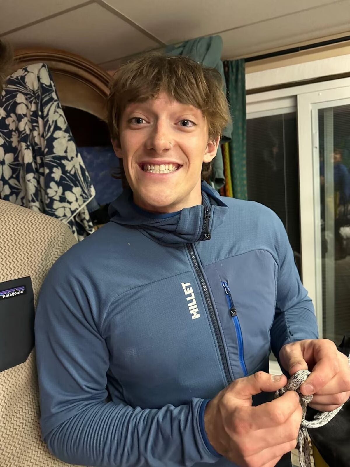 El influencer y escalador Balin Miller, de 23 años, murió al caer de El Capitan en Yosemite mientras transmitía en vivo.