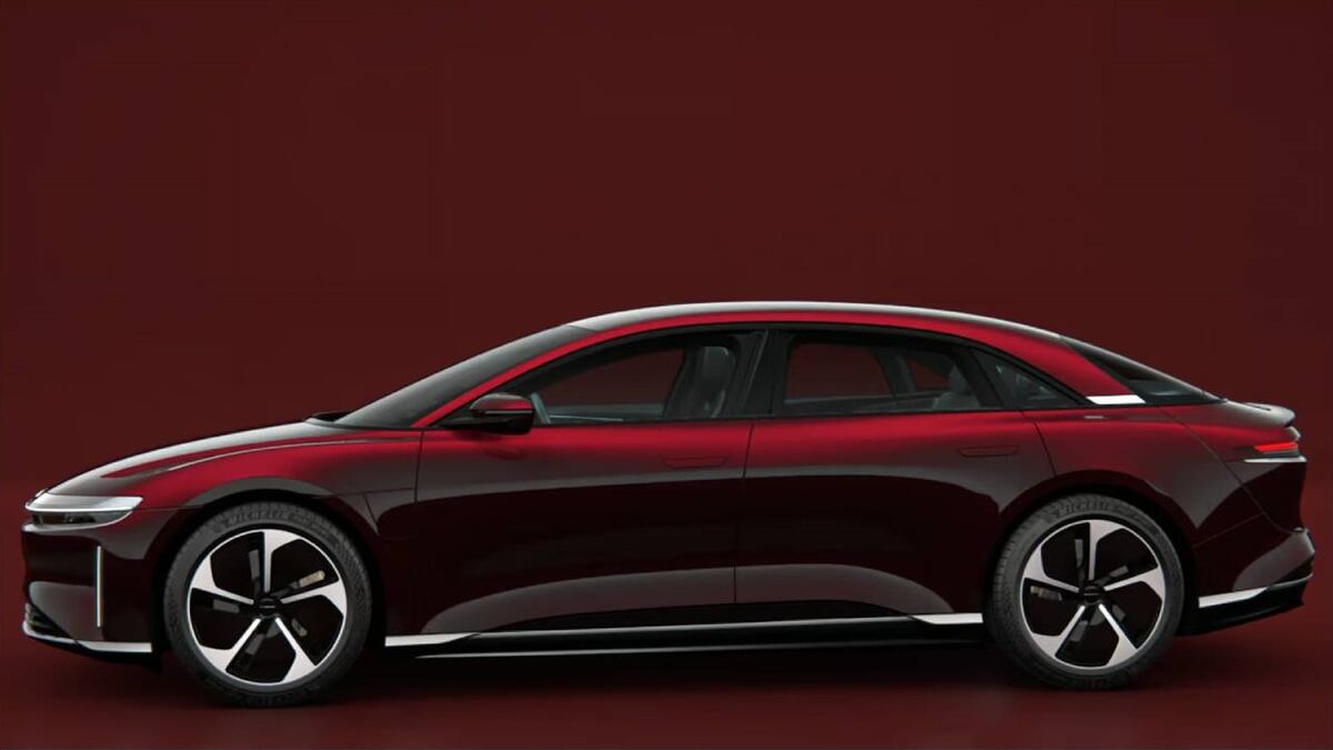 Así era el Lucid Air que compró Shaquille O'Neal y que, luego, debió modificar drásticamente para poder usarlo.