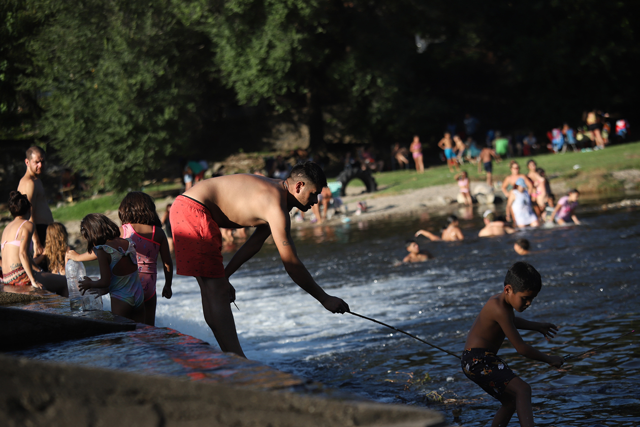 Santa Rosa de Calamuchita: el clima de verano augura que los balnearios sumarán gente este fin de semana. ( La Voz)