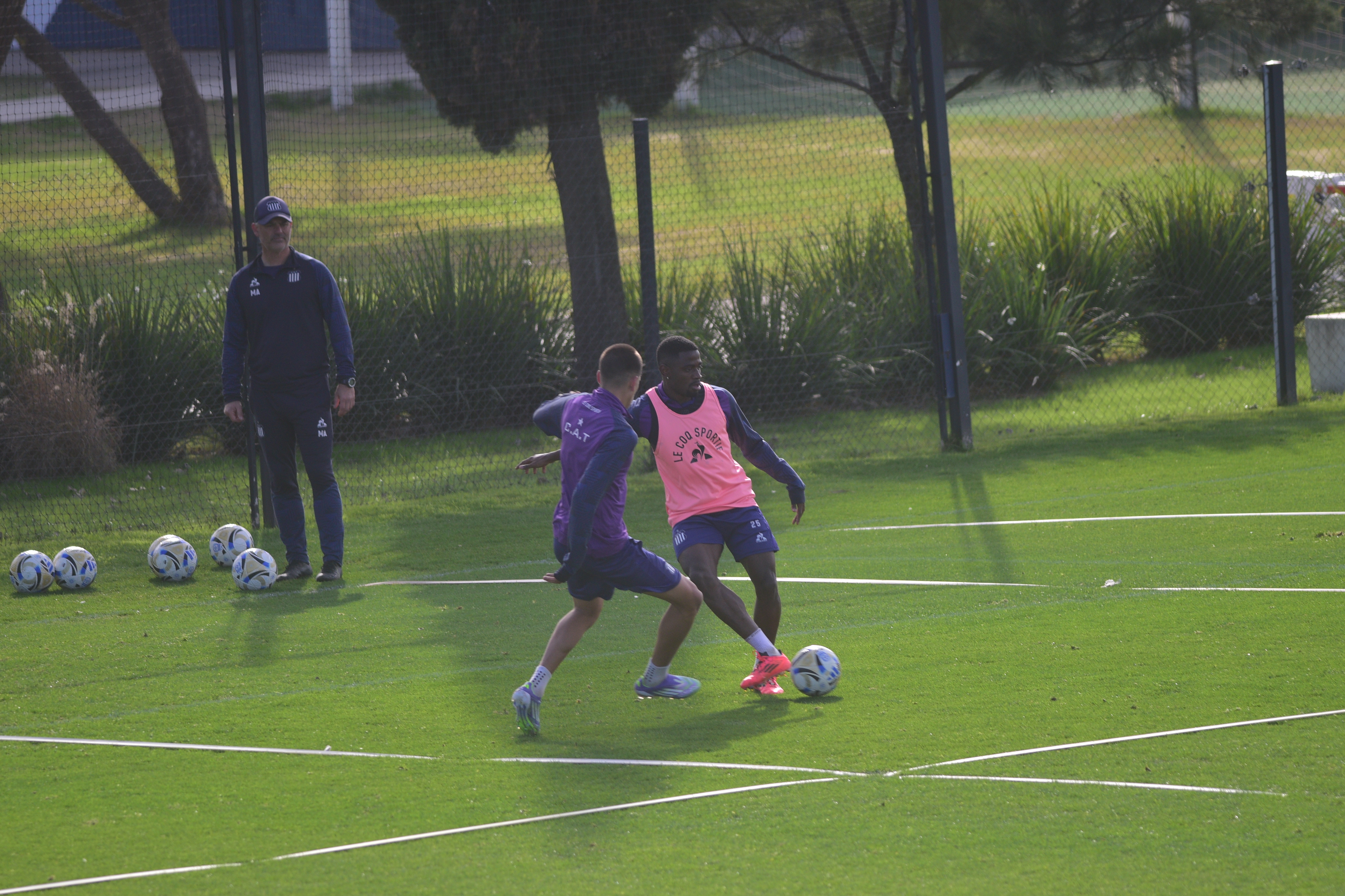 Luis Angulo en el entrenamiento de Talleres en el Card. (Pedro Castillo / La Voz)