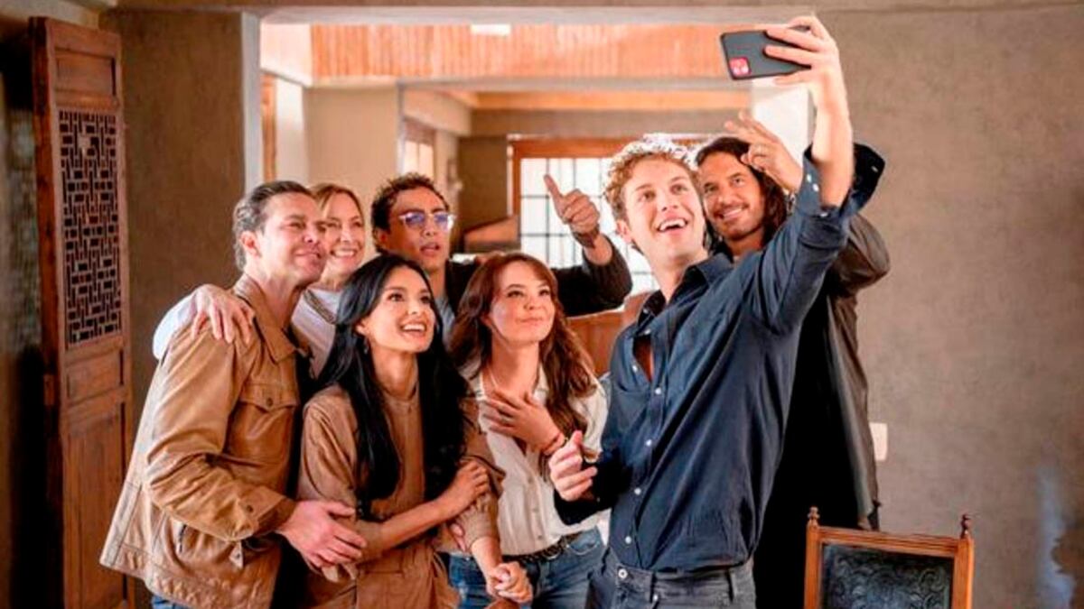 Una imagen del reencuentro de parte del elenco. (Instagram).
