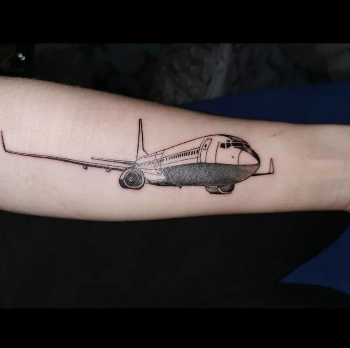 Sara tiene dos tatuajes de "Dicki"