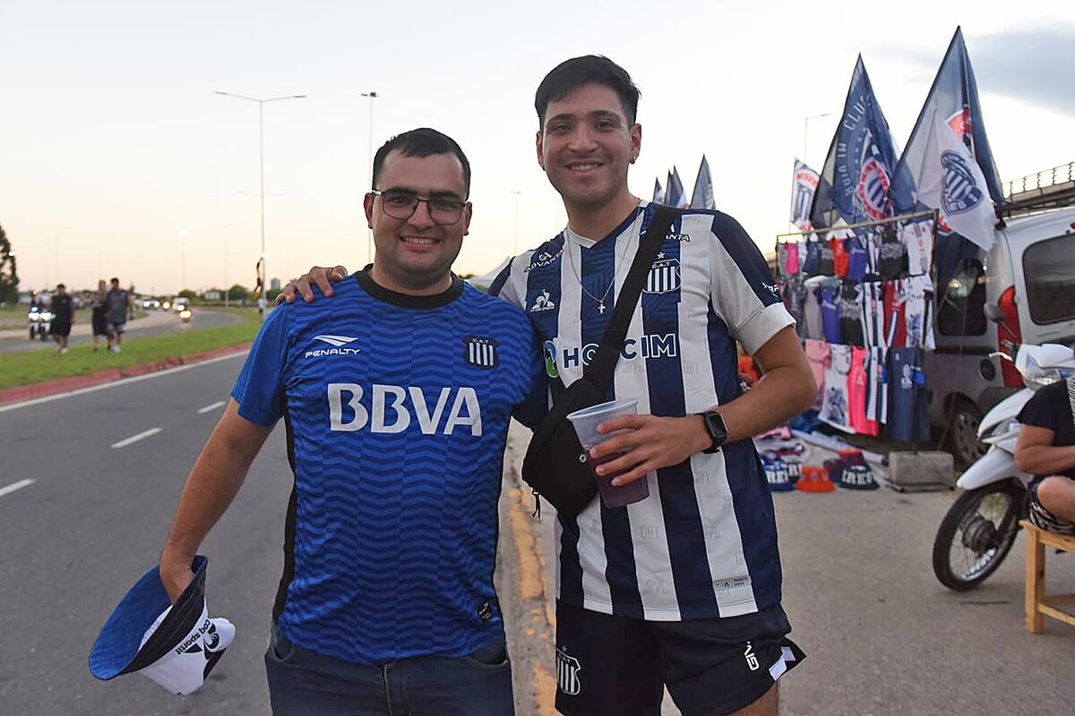 Cara de cancha en la previa del encuentro entre Talleres y Atlético Tucumán en el Kempes. (César Heredia / La Voz)