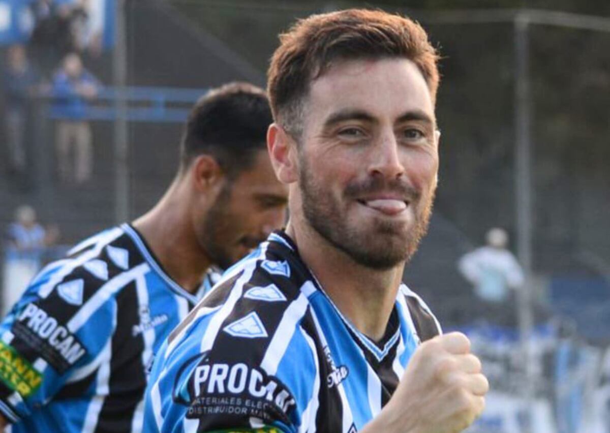 Ángel González, autor del gol de Almagro ante Racing. (Prensa Almagro).