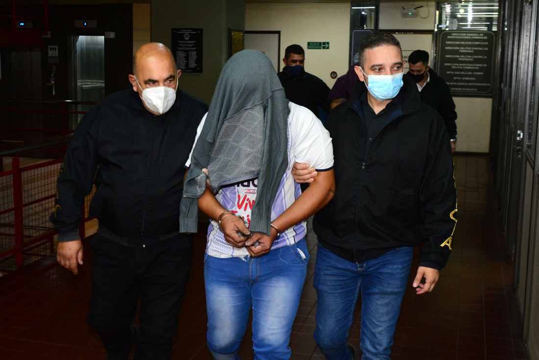 Detenido. Uno de los detenidos en febrero de 2022 por el crimen del arquitecto Reynaldo Flehr. (Nicolás Bravo)