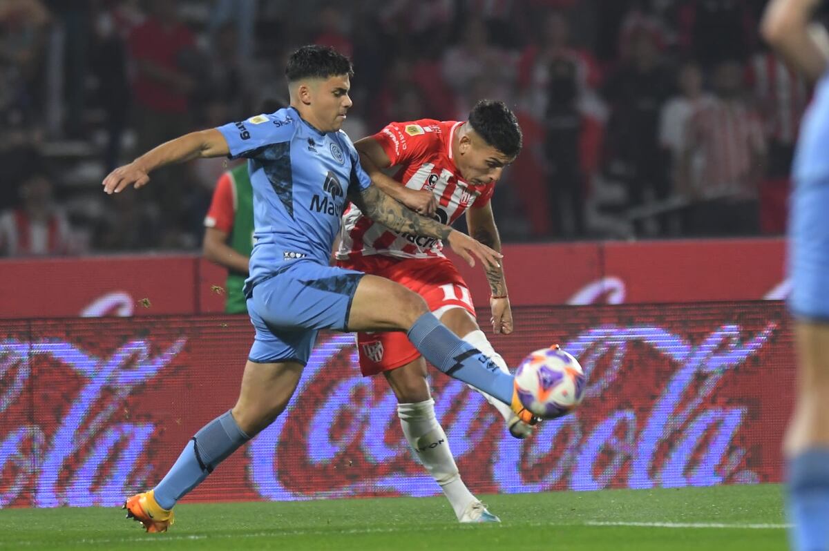 Instituto y Belgrano se enfrentaron en el estadio Mario Alberto Kempes, por la fecha 22 de la Liga Profesional. (Javier Ferreyra y Ramiro Pereyra / La Voz)