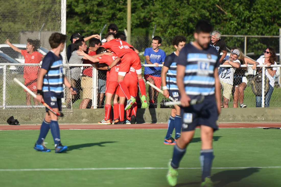 El gol de Mariano Gandini sentenció el 4-3 que le dio el quinto título consecutivo para Jockey Club. (Facundo Luque)