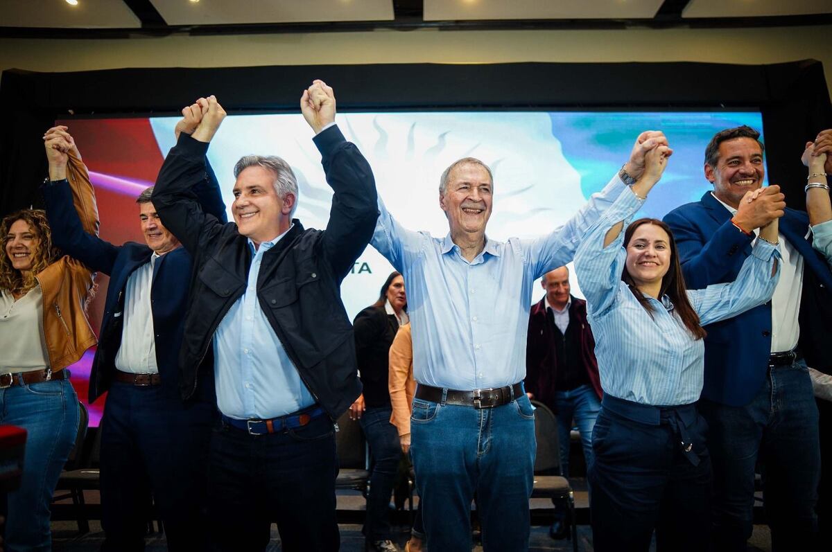 Lanzamiento. Provincias Unidas es el nuevo sello que el oficialismo provincial utilizará en Córdoba, para las elecciones legislativas de octubre.