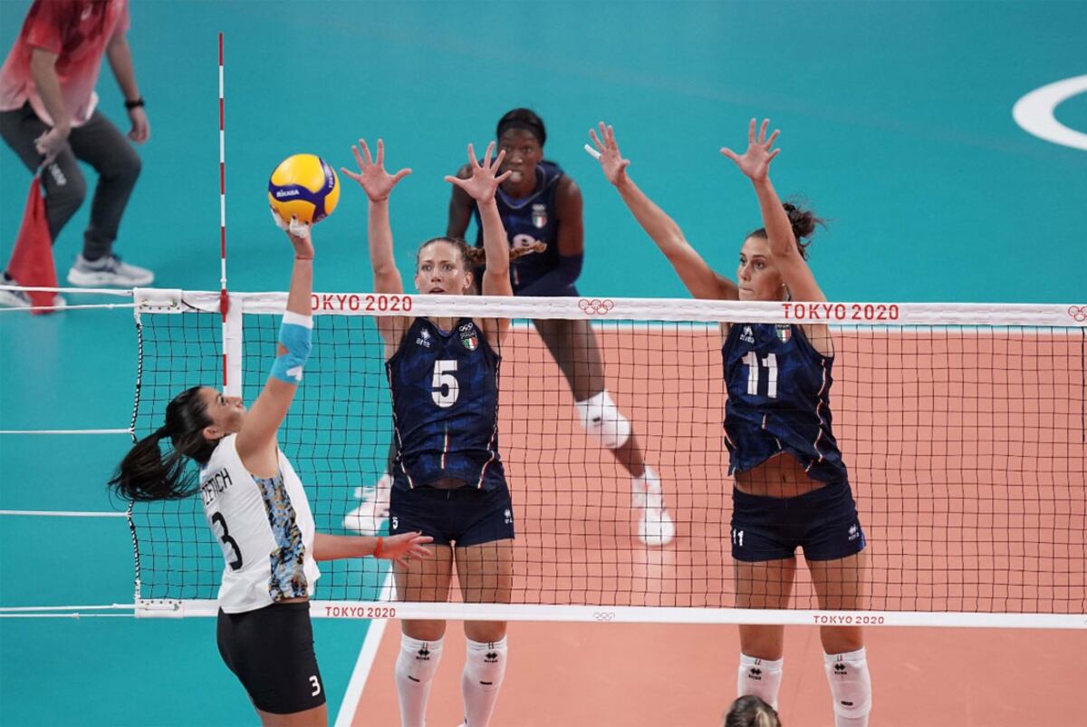 Máxima anotadora. La cordobesa Yamila Nizetich sumó 8 puntos frente a Italia. (Prensa Fivb)