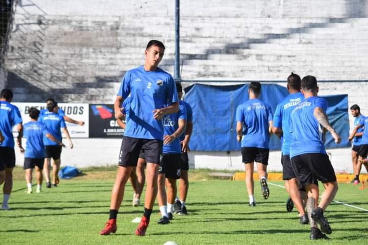 Juniors está a un paso de meterse en semifinales y se entrena con ese objetivo (Foto: Prensa GPJ).