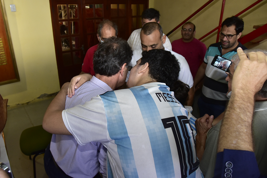 Caravana en homenaje a Mario Alberto Kempes en Bell Ville
