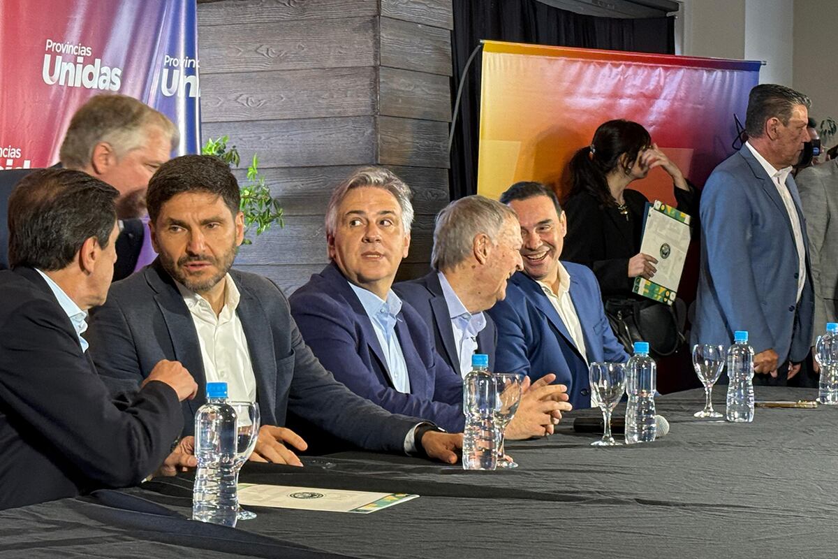 Provincias Unidas se presenta en Río Cuarto con fuertes críticas a Milei y también al kirchnerismo. (Tomy Fragueiro / La Voz)