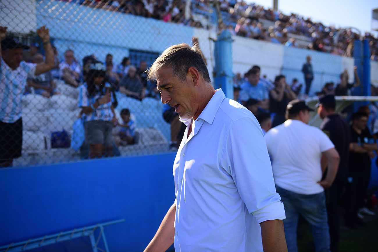 Hernán Medina espera por una propuesta para volver a tener trabajo (José Gabriel Hernández / La Voz).