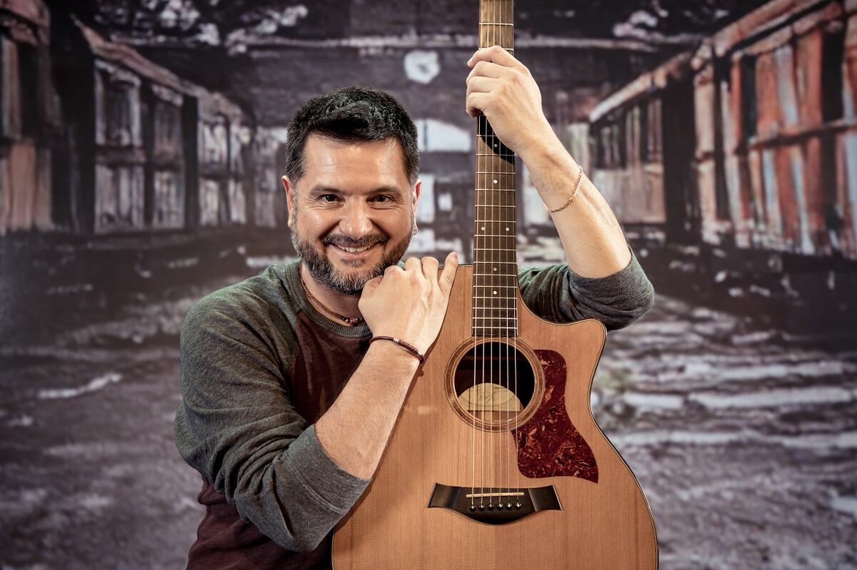 El cantautor asegura haber recobrado las ganas de salir de gira luego del parate pandémico. (Prensa Jorge Rojas).